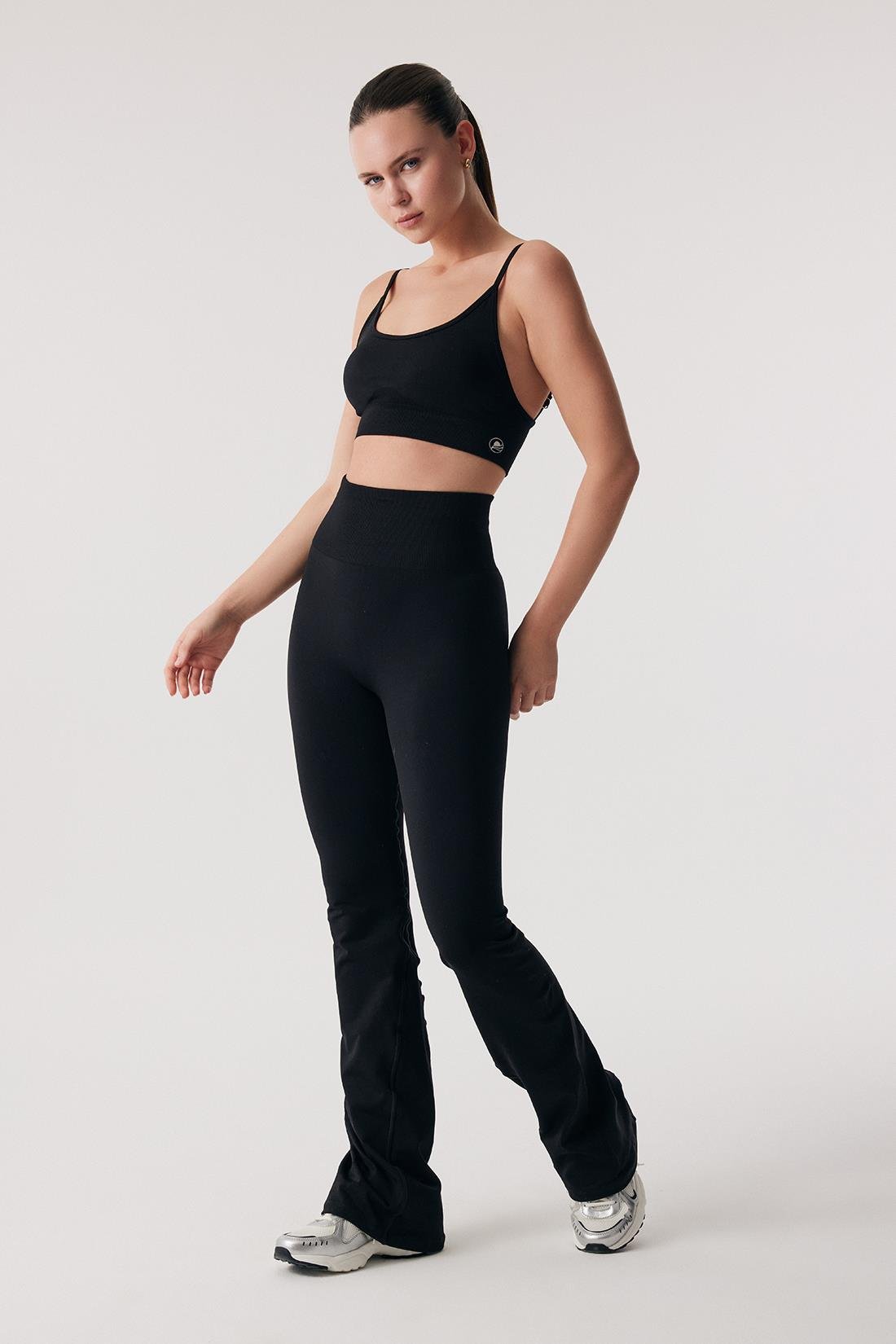 Rei Flow Flare Tayt ve Softline Bra Takım